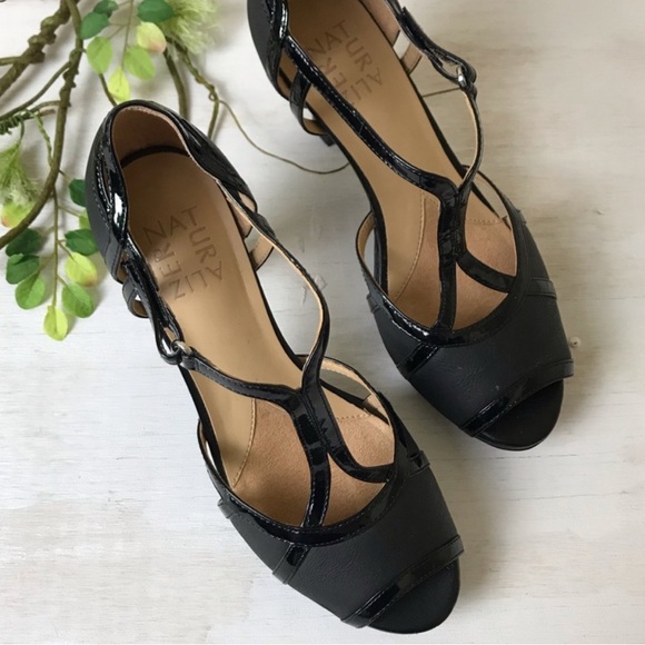 Naturalizer Black Peep Toe Heels Size 7.5 Wide - Picture 1 of 5